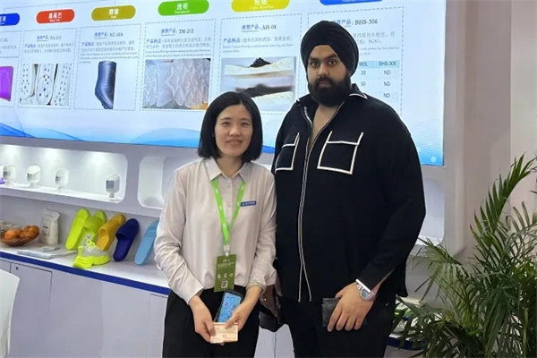 重質(zhì)碳酸鈣客戶(hù)會(huì)談